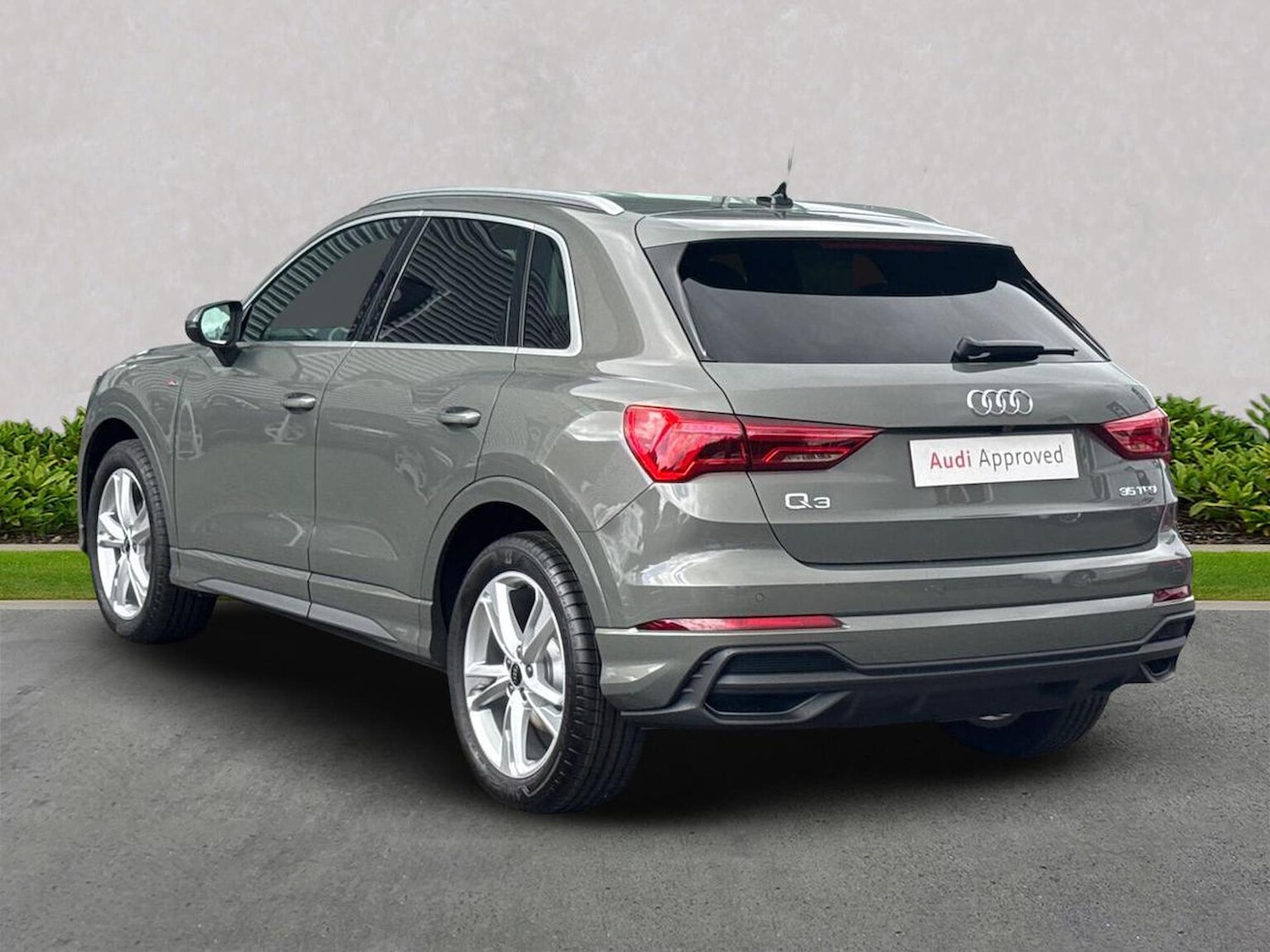 Used Audi Q3 2025 for sale - 76177174: Photo 2