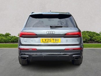 Used Audi Q7 2025 for sale - 79379747: Photo