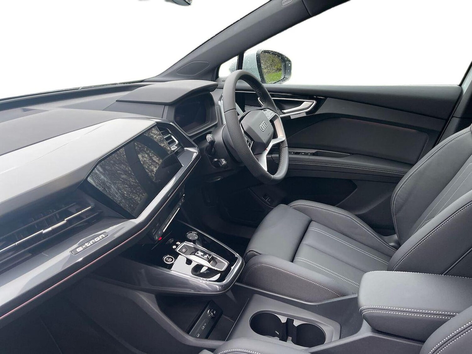 Used Audi Q4 e-tron 2025 for sale - 77488882: Photo 7