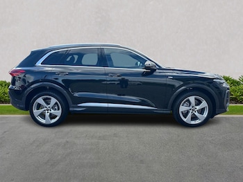 Used Audi Q5 2025 for sale - 76157255: Photo 3