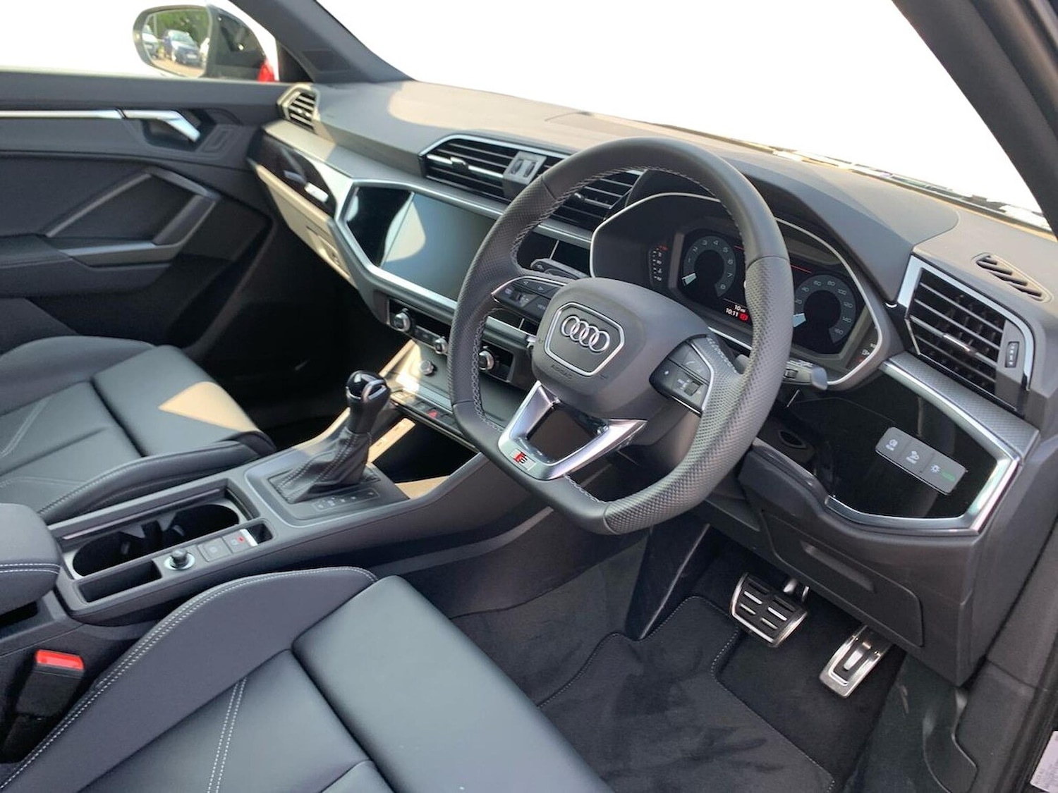 Used Audi Q3 2025 for sale - 76845235: Photo 9