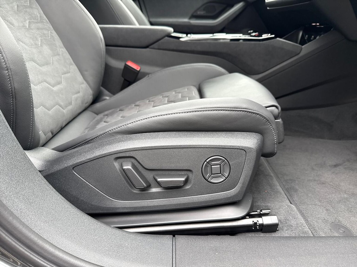 Used Audi A6 2025 for sale - 76736672: Photo 30