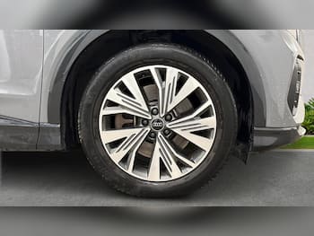 Used Audi Q4 e-tron 2024 for sale - 79724972: Photo