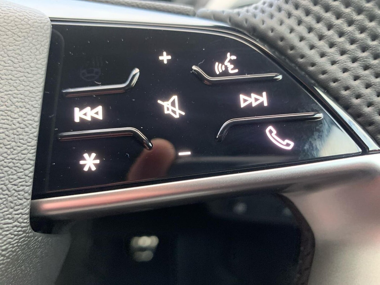 Used Audi Q4 e-tron 2025 for sale - 78107985: Photo 29