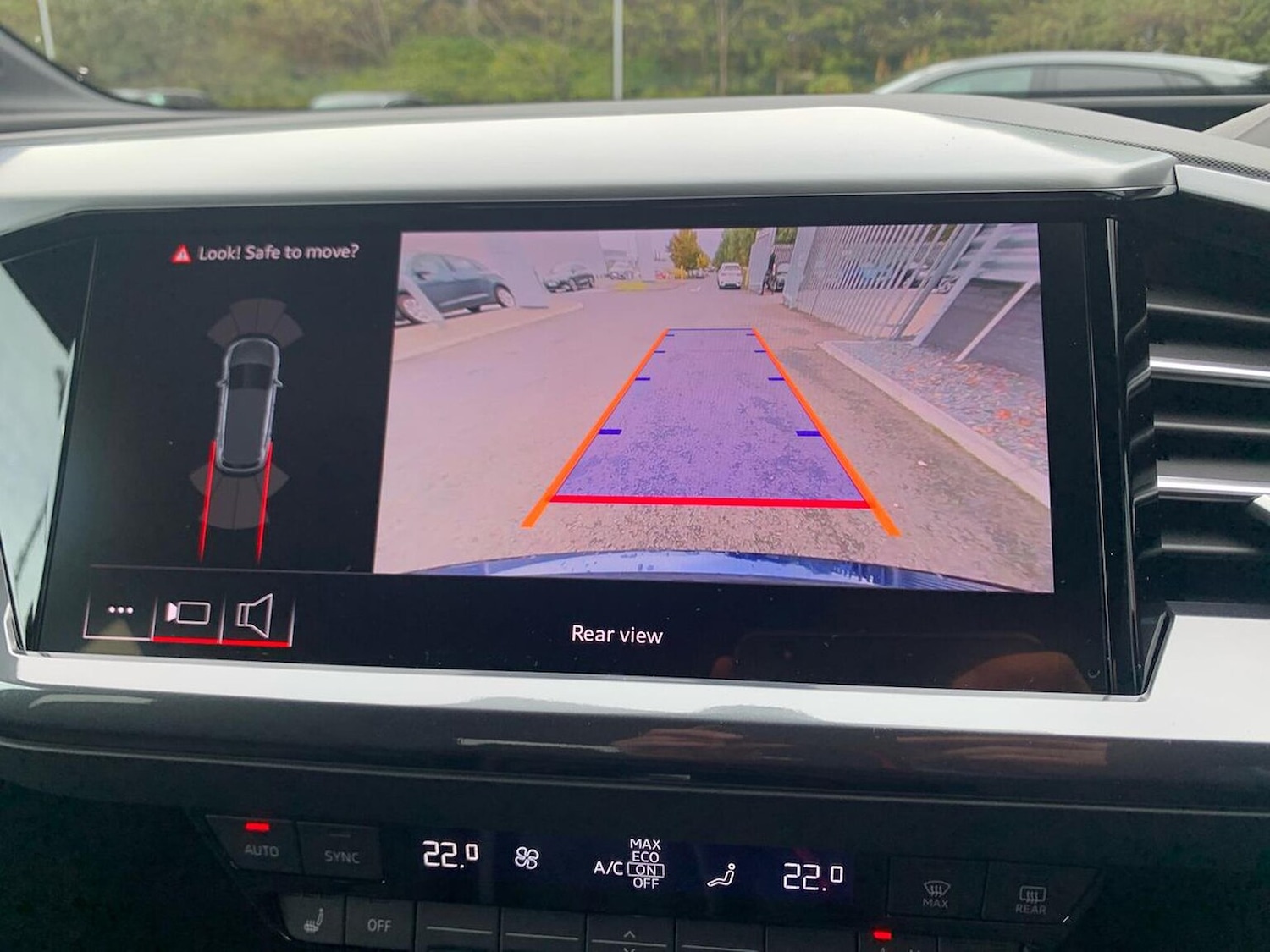 Used Audi Q4 e-tron 2025 for sale - 76637749: Photo 23