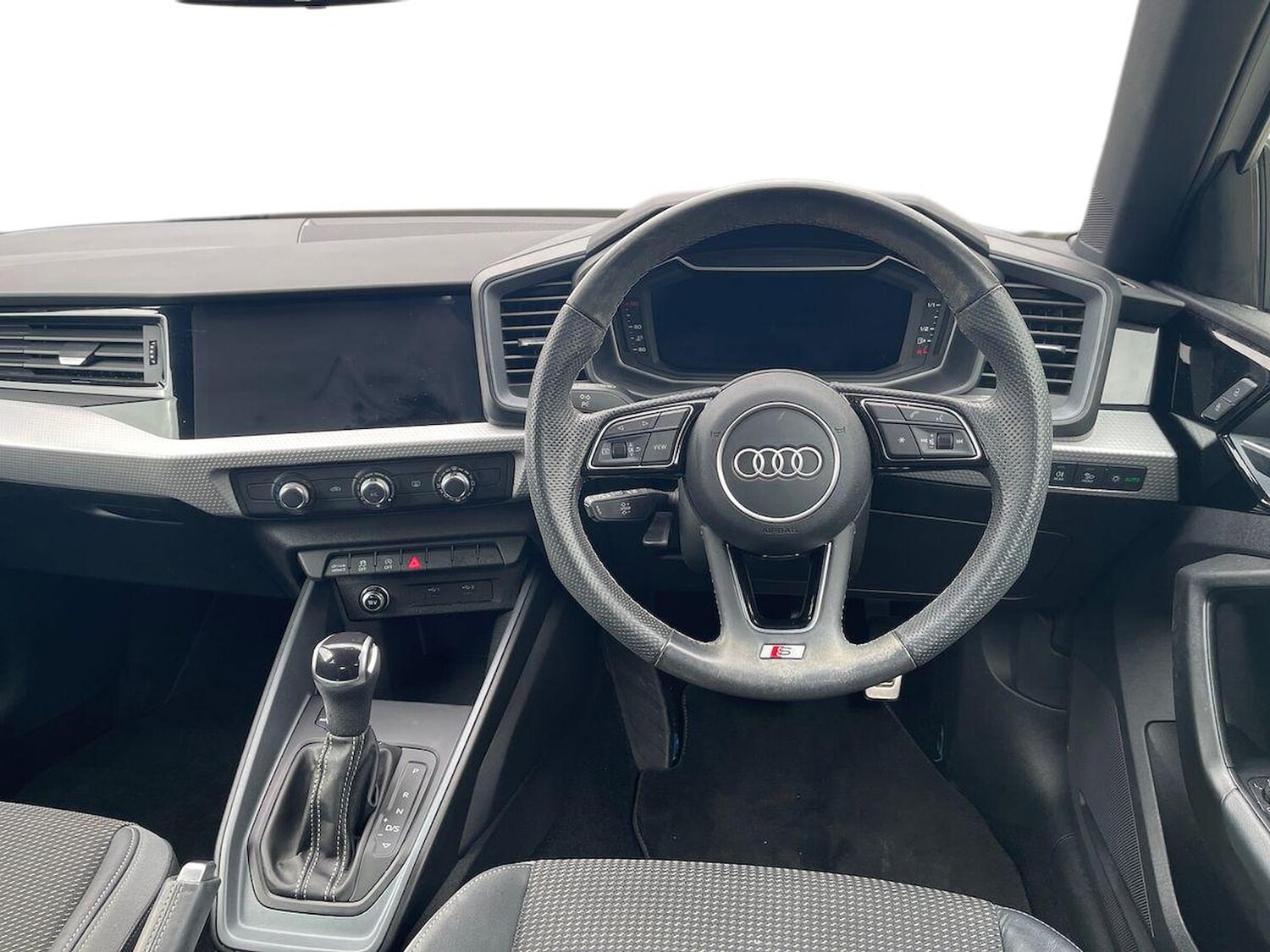 Used Audi A1 2023 for sale - 78192704: Photo 11