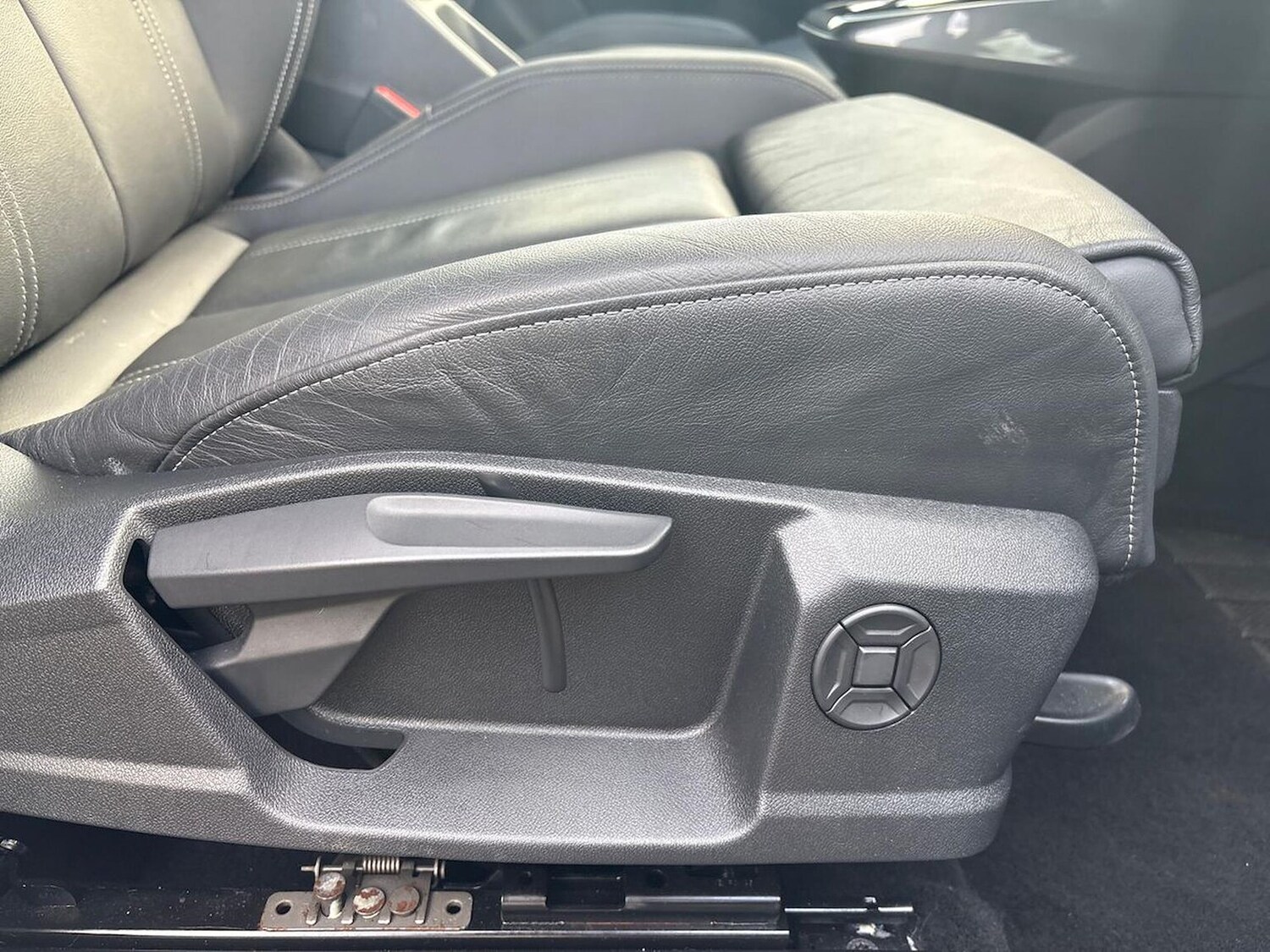 Used Audi Q4 e-tron 2024 for sale - 78192671: Photo 32