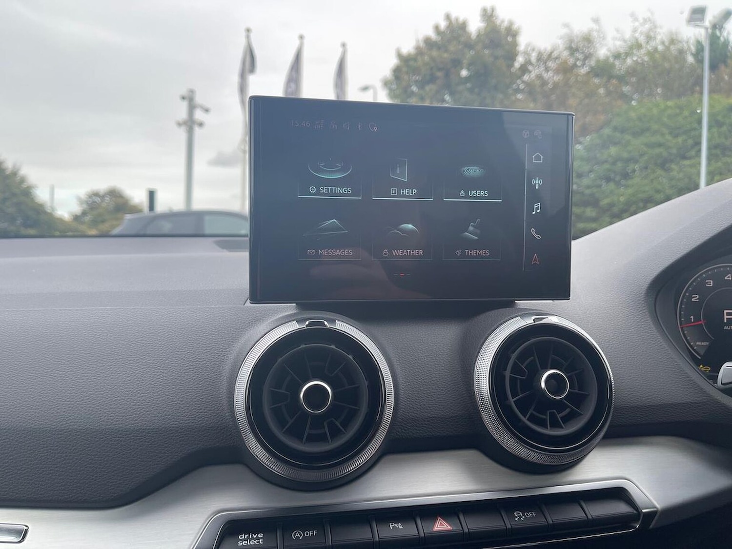 Used Audi Q2 2025 for sale - 76374343: Photo 11