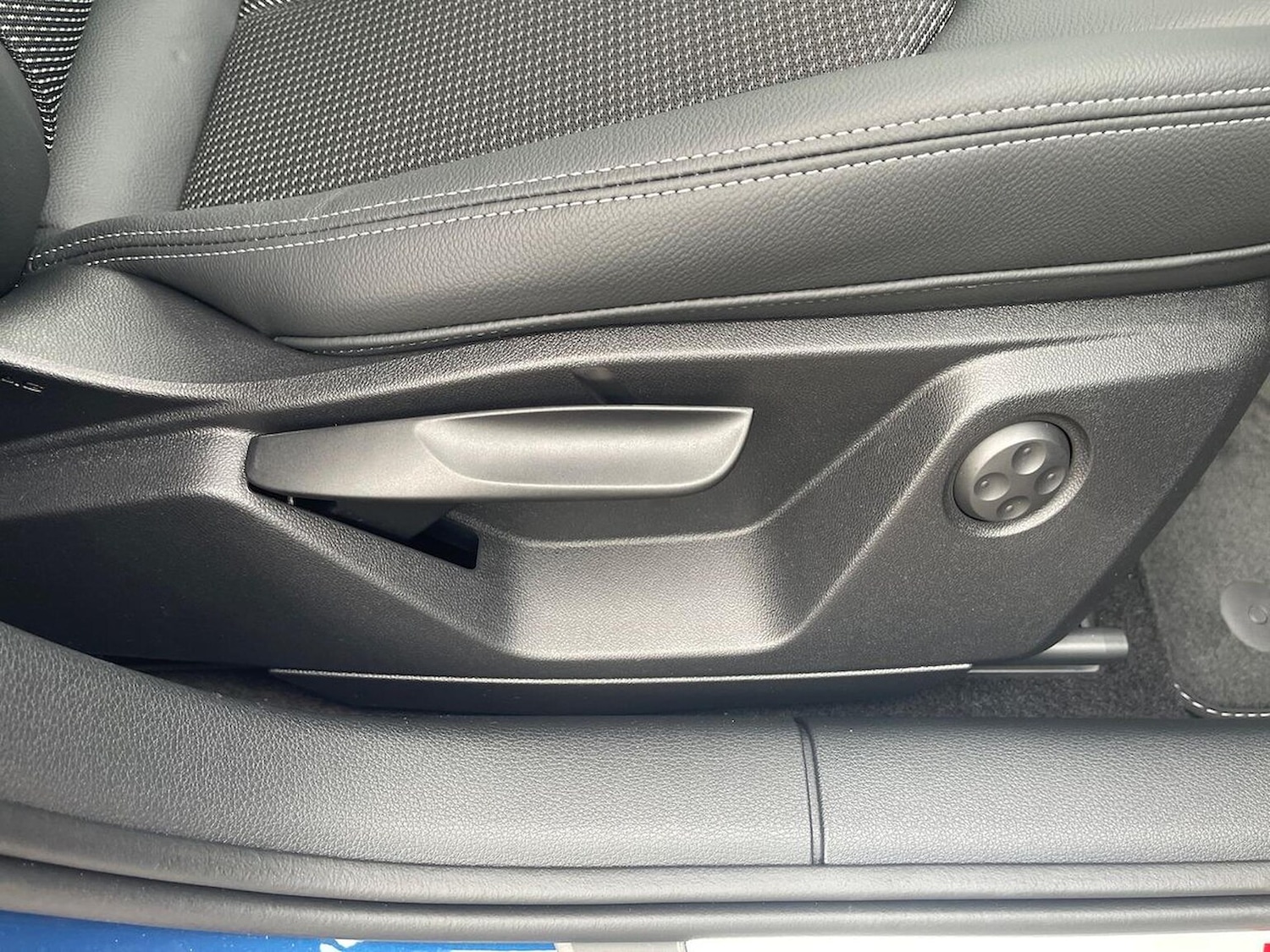 Used Audi Q2 2025 for sale - 76374343: Photo 30