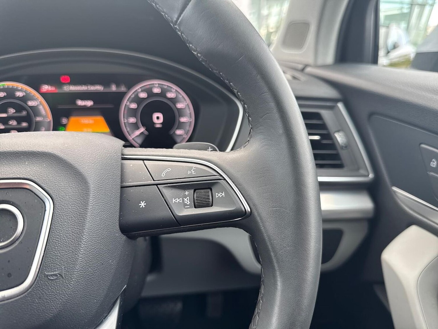 Used Audi Q5 2023 for sale - 76741199: Photo 27