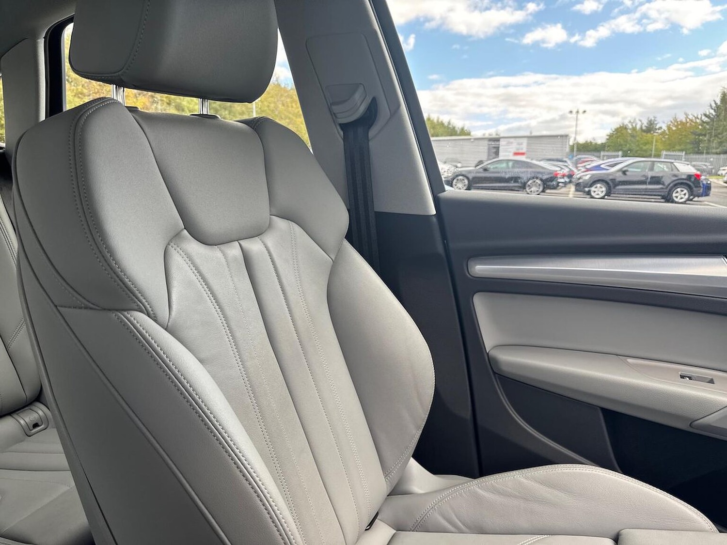 Used Audi Q5 2023 for sale - 76741199: Photo 40