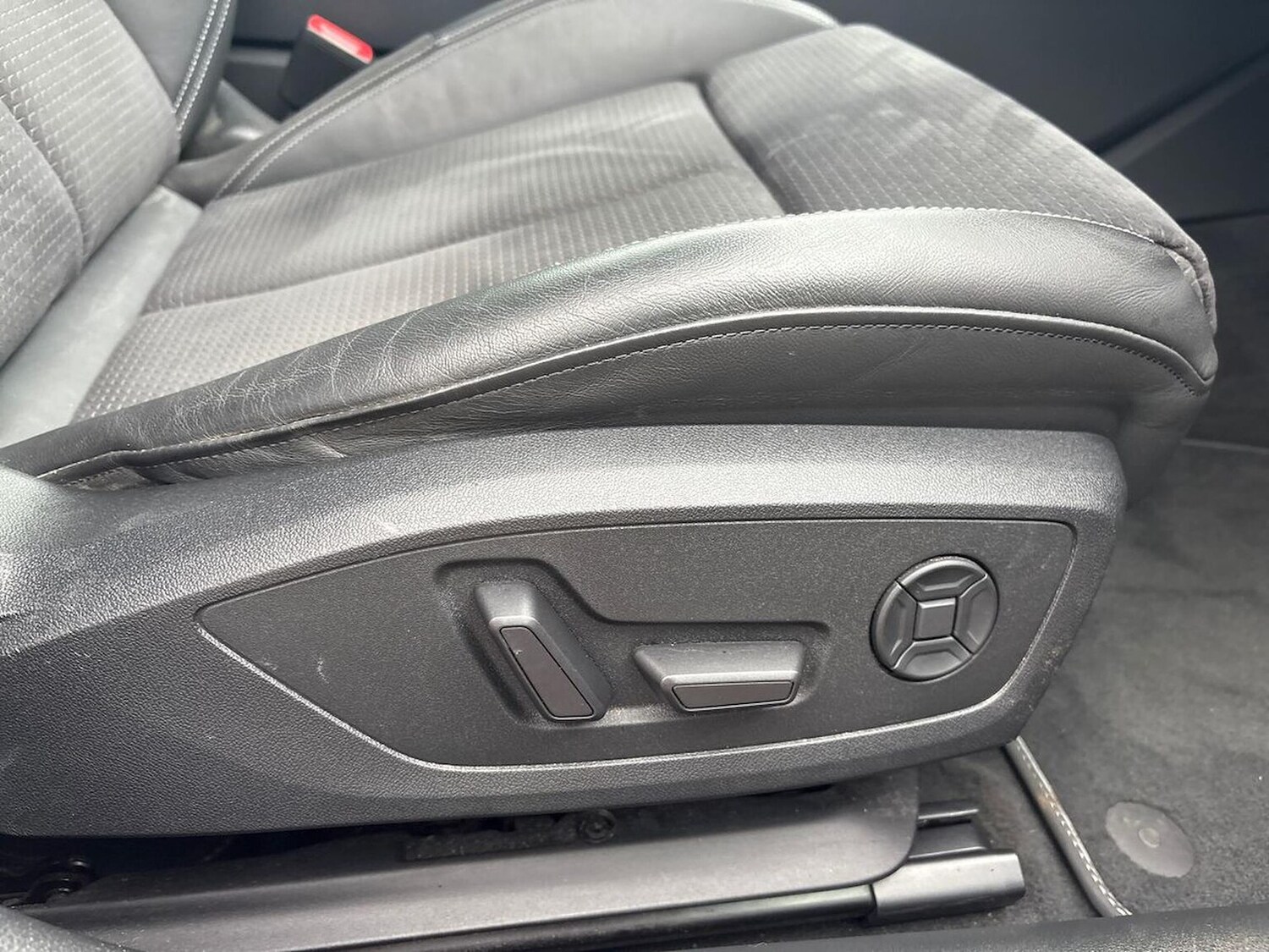 Used Audi A6 2023 for sale - 78192706: Photo 32