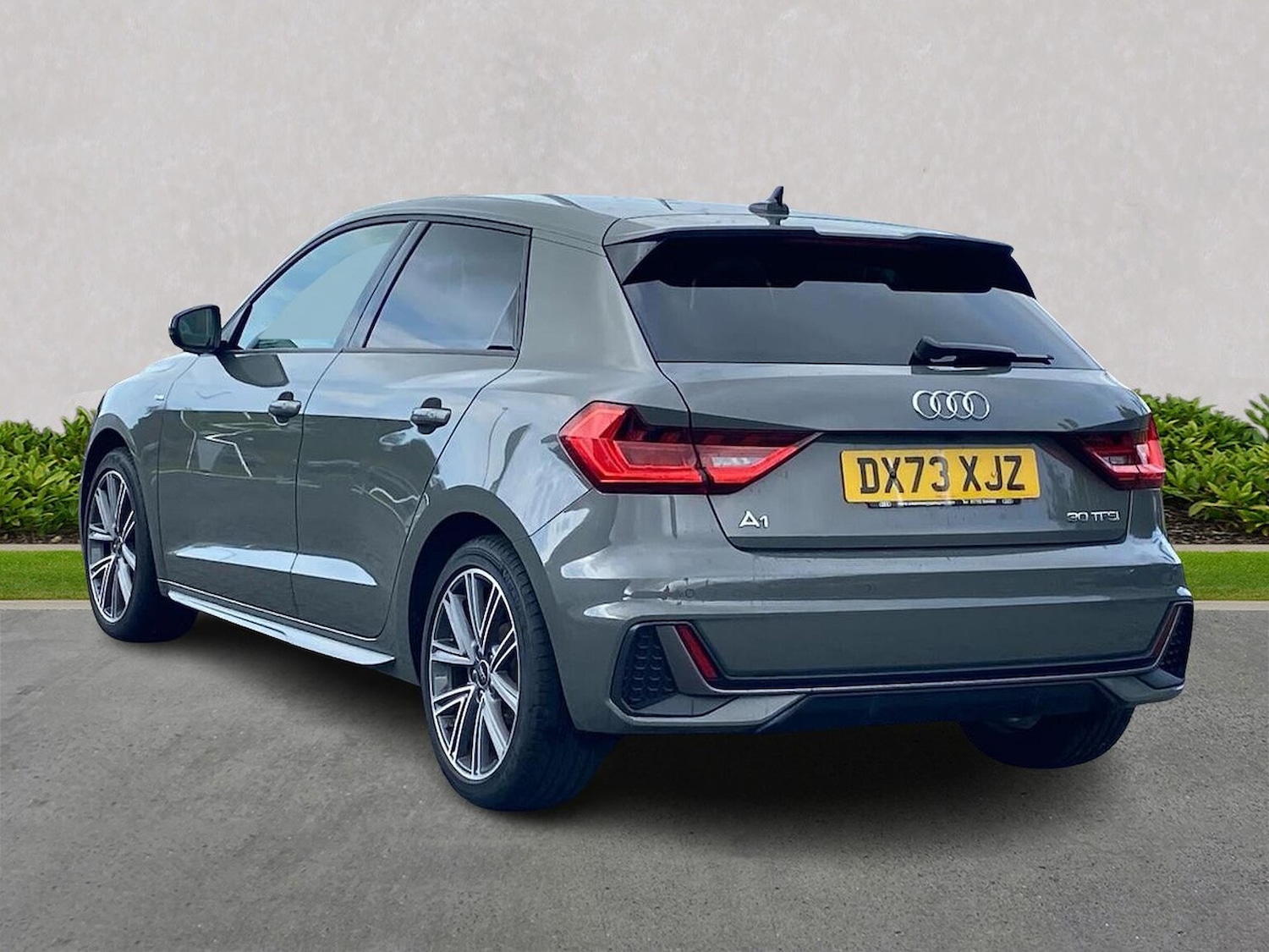 Used Audi A1 2023 for sale - 76114317: Photo 2