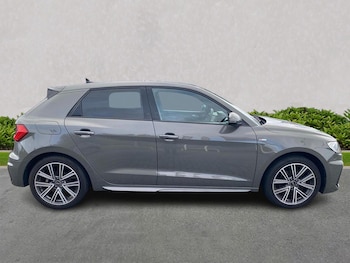 Used Audi A1 2023 for sale - 76114317: Photo 3