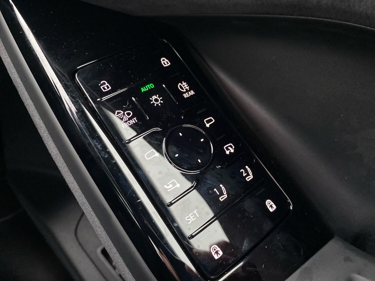 Used Audi Q6 e-tron 2025 for sale - 78192877: Photo 14