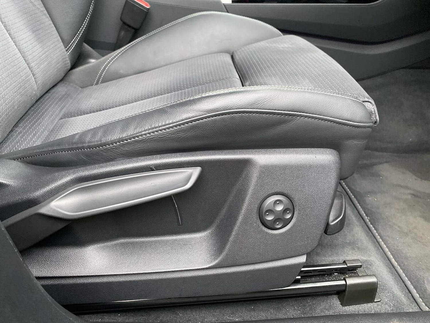 Used Audi Q5 2023 for sale - 77056653: Photo 32