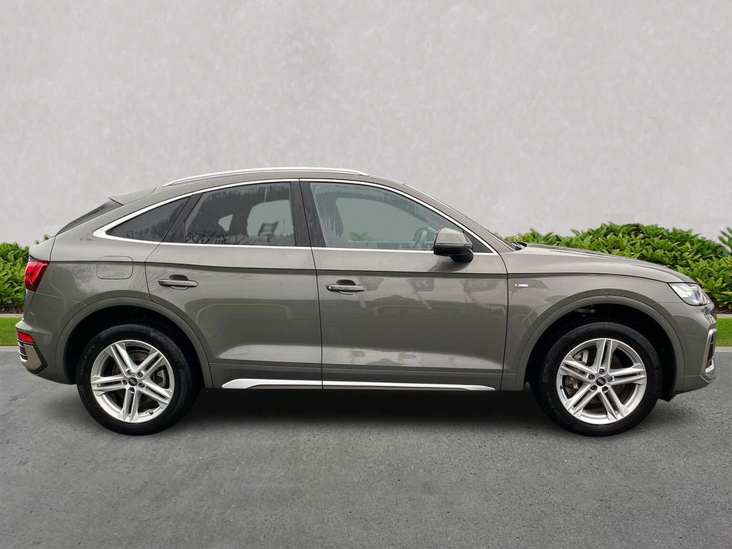 Used Audi Q5 2023 for sale - 77056653: Photo 5