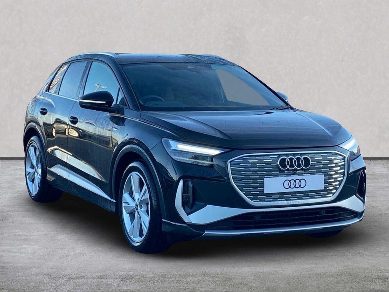 Used Audi Q4 e-tron 2025 for sale - 76719382: Photo 1