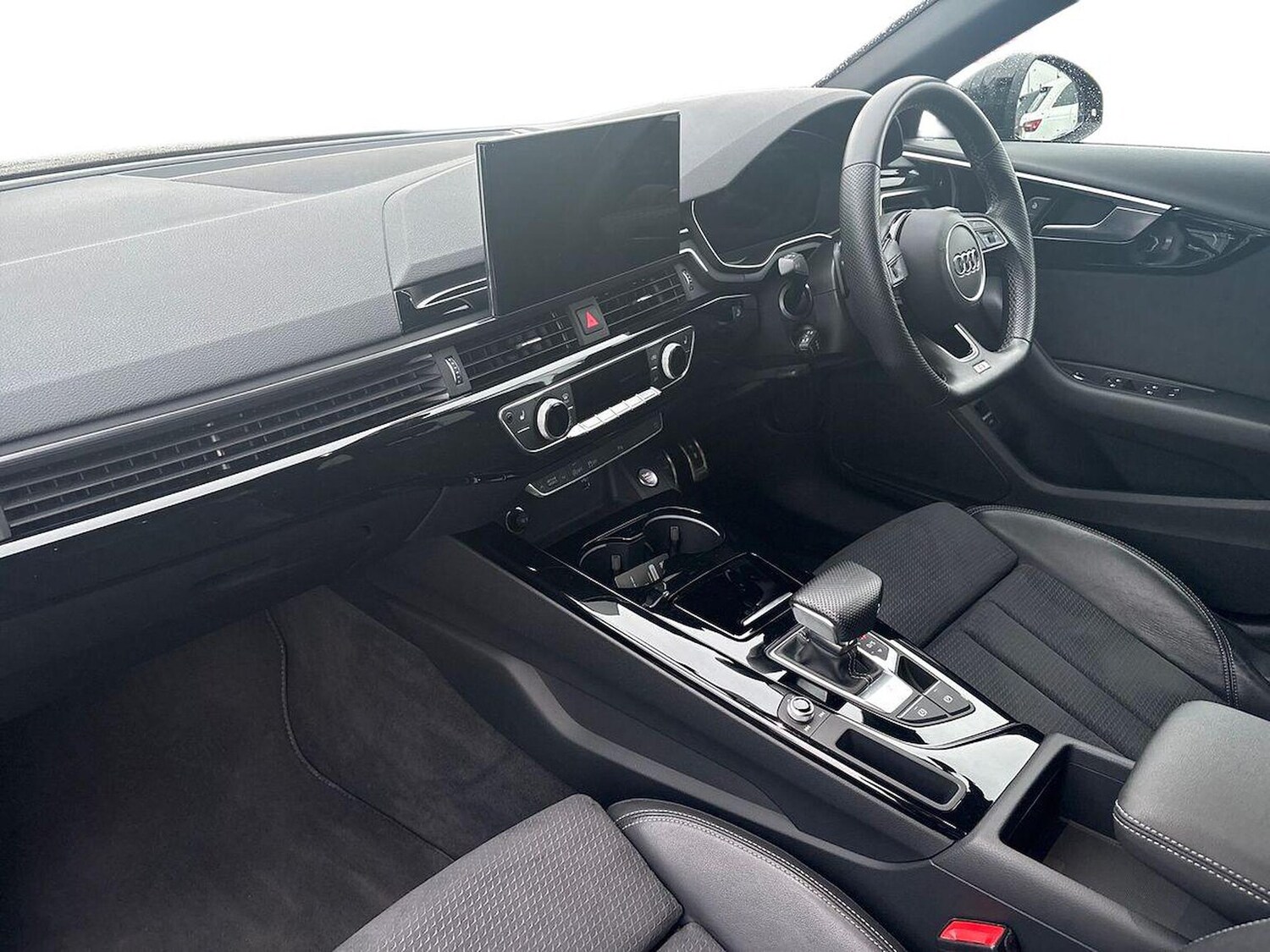 Used Audi A4 2022 for sale - 76477301: Photo 7