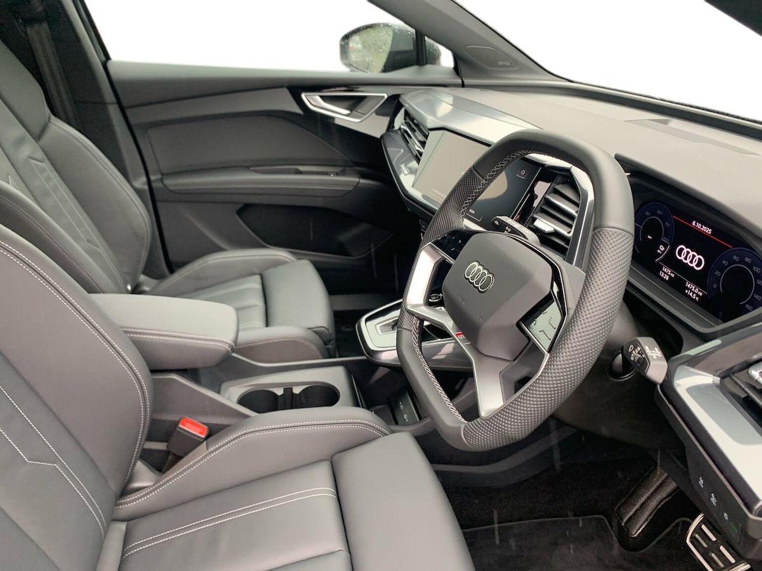 Used Audi Q4 e-tron 2025 for sale - 76187077: Photo 7