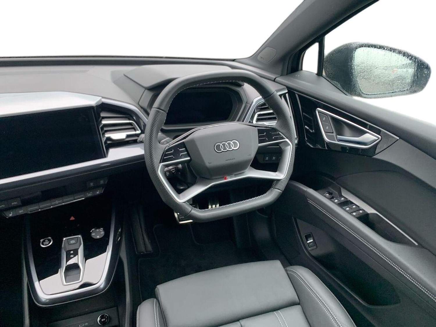 Used Audi Q4 e-tron 2025 for sale - 76187077: Photo 9