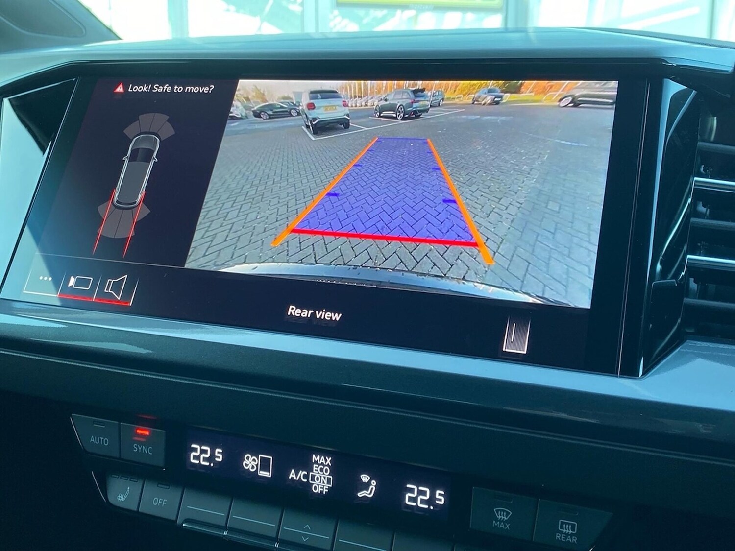 Used Audi Q4 e-tron 2025 for sale - 77488960: Photo 23