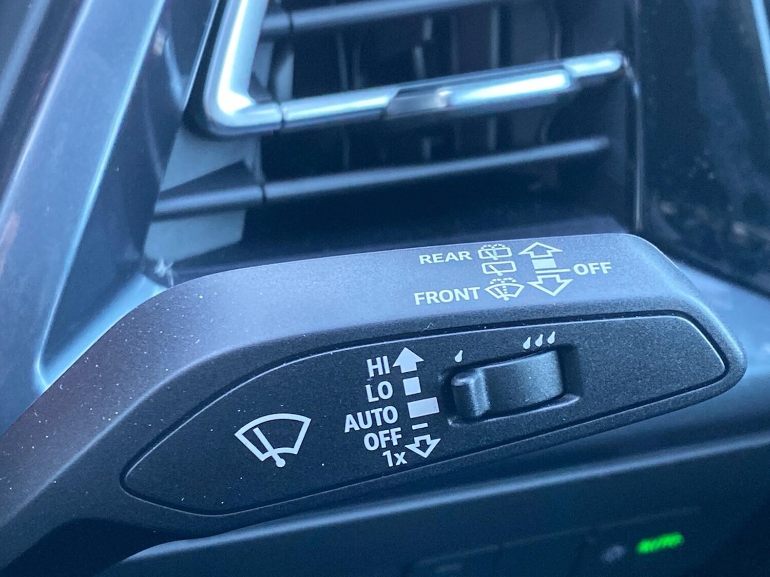 Used Audi Q4 e-tron 2025 for sale - 77488960: Photo 28