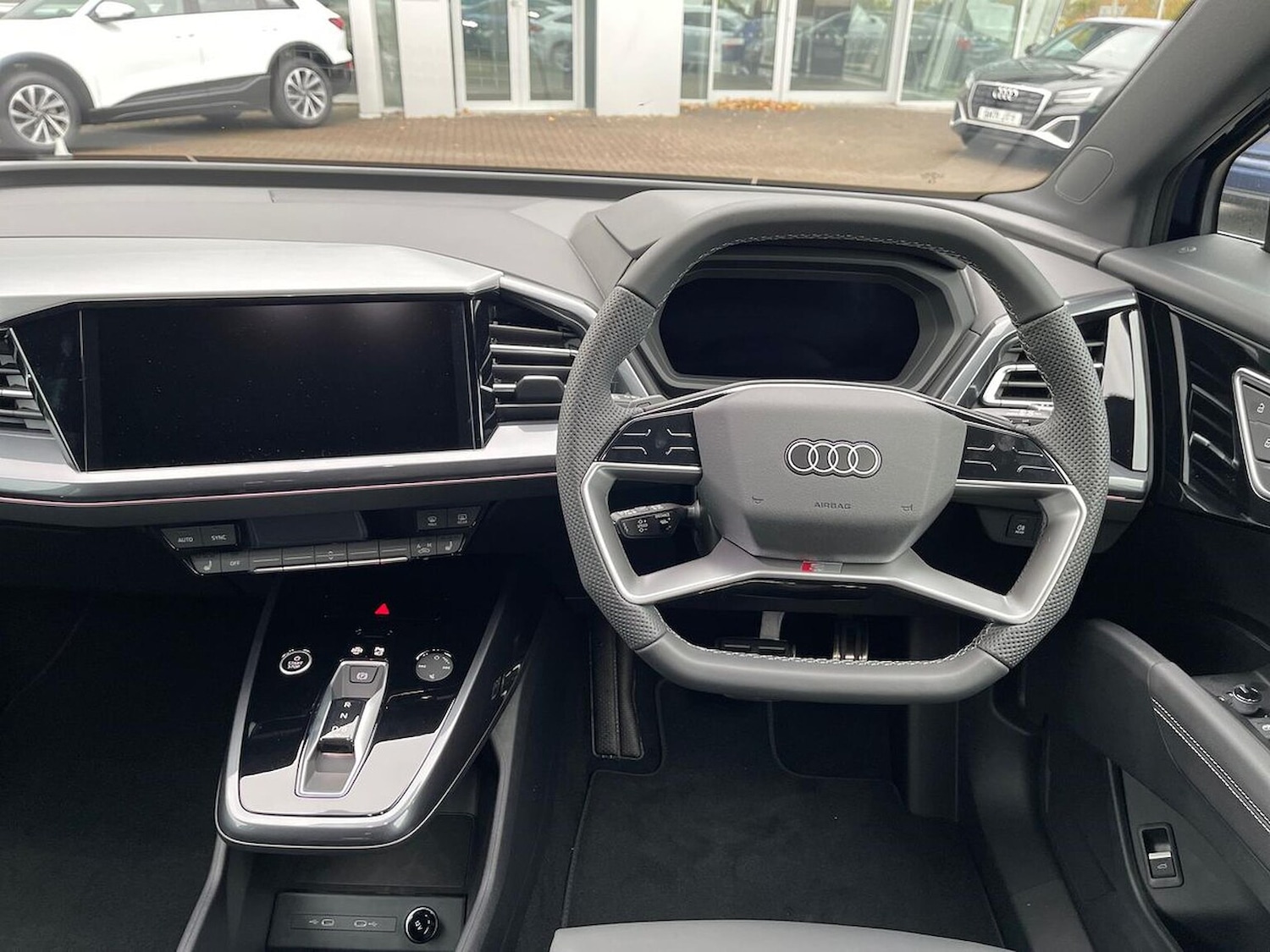 Used Audi Q4 e-tron 2025 for sale - 76719392: Photo 13