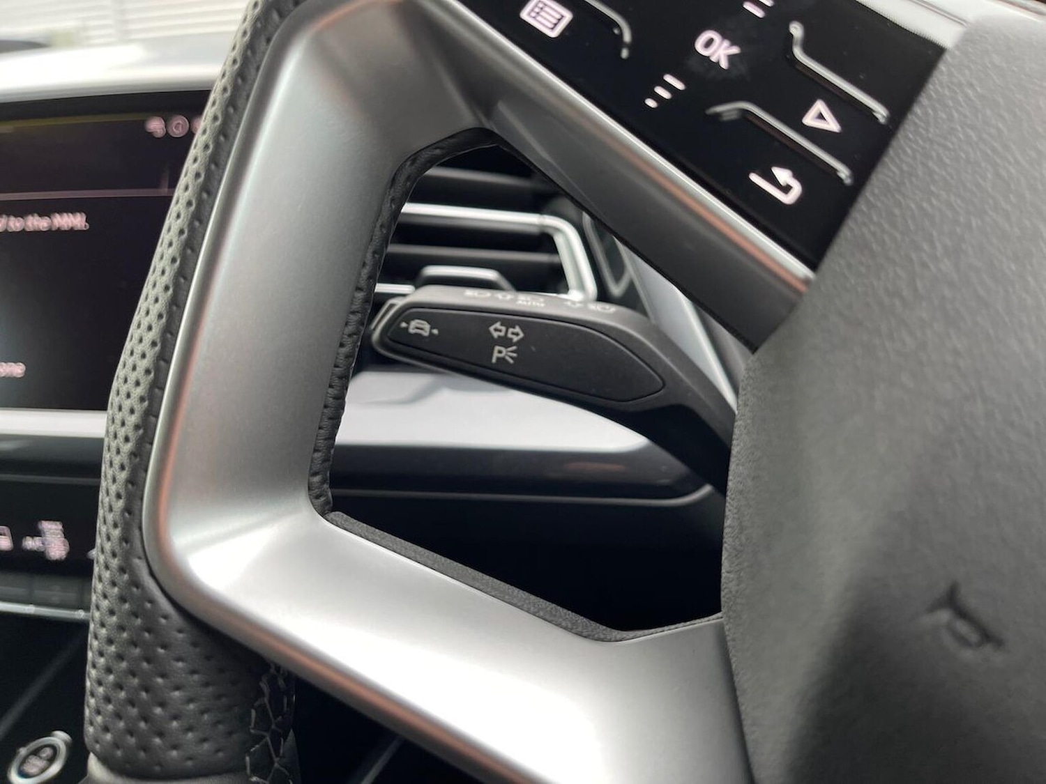 Used Audi Q4 e-tron 2025 for sale - 76719392: Photo 29