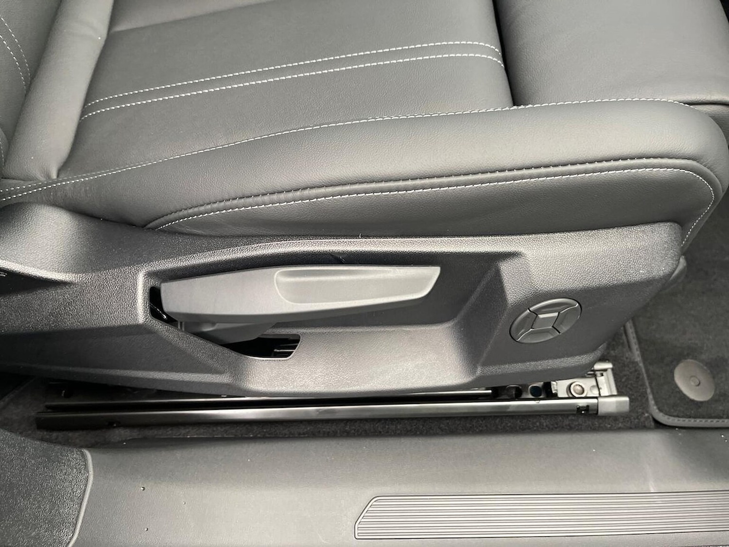 Used Audi Q4 e-tron 2025 for sale - 76719392: Photo 30