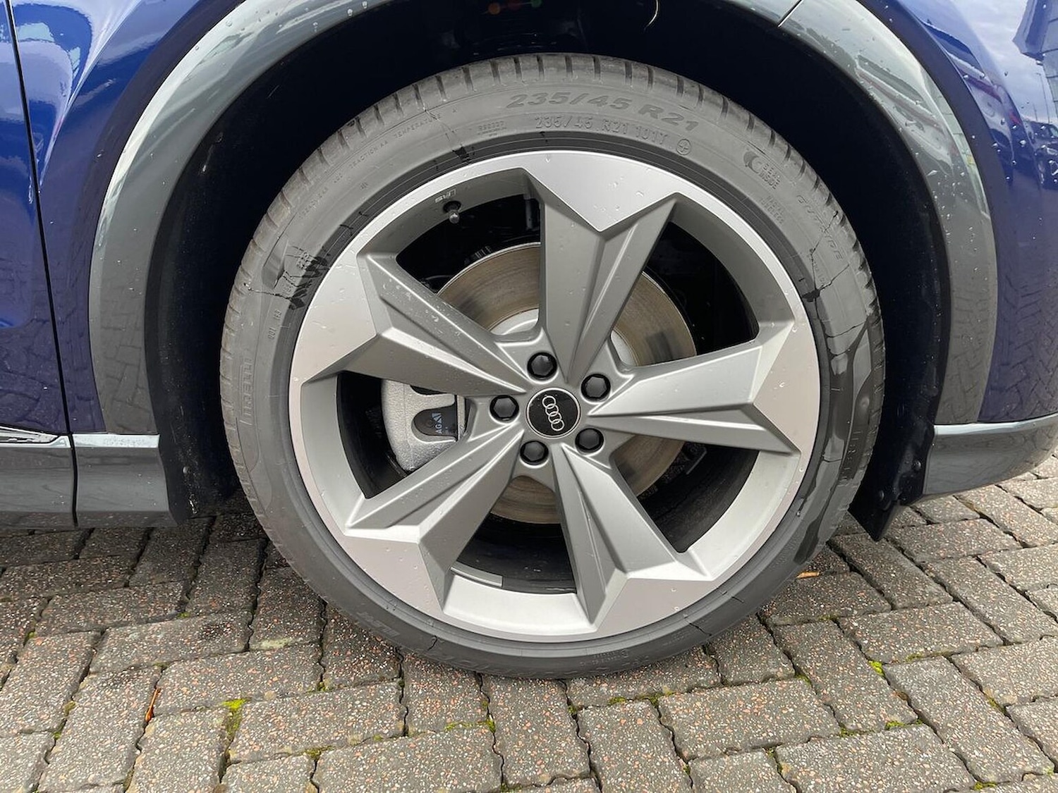 Used Audi Q4 e-tron 2025 for sale - 76719392: Photo 6