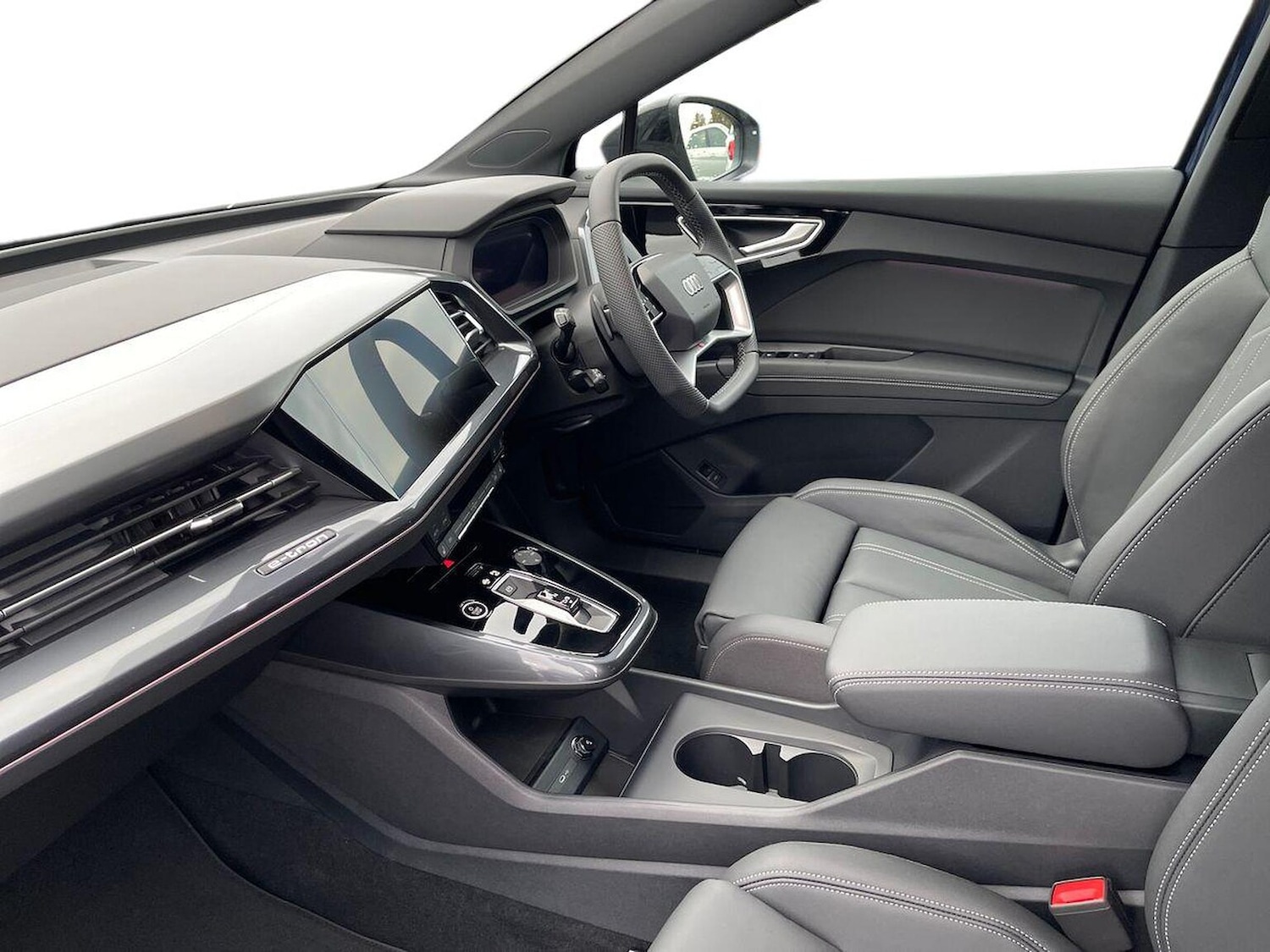 Used Audi Q4 e-tron 2025 for sale - 76719392: Photo 7