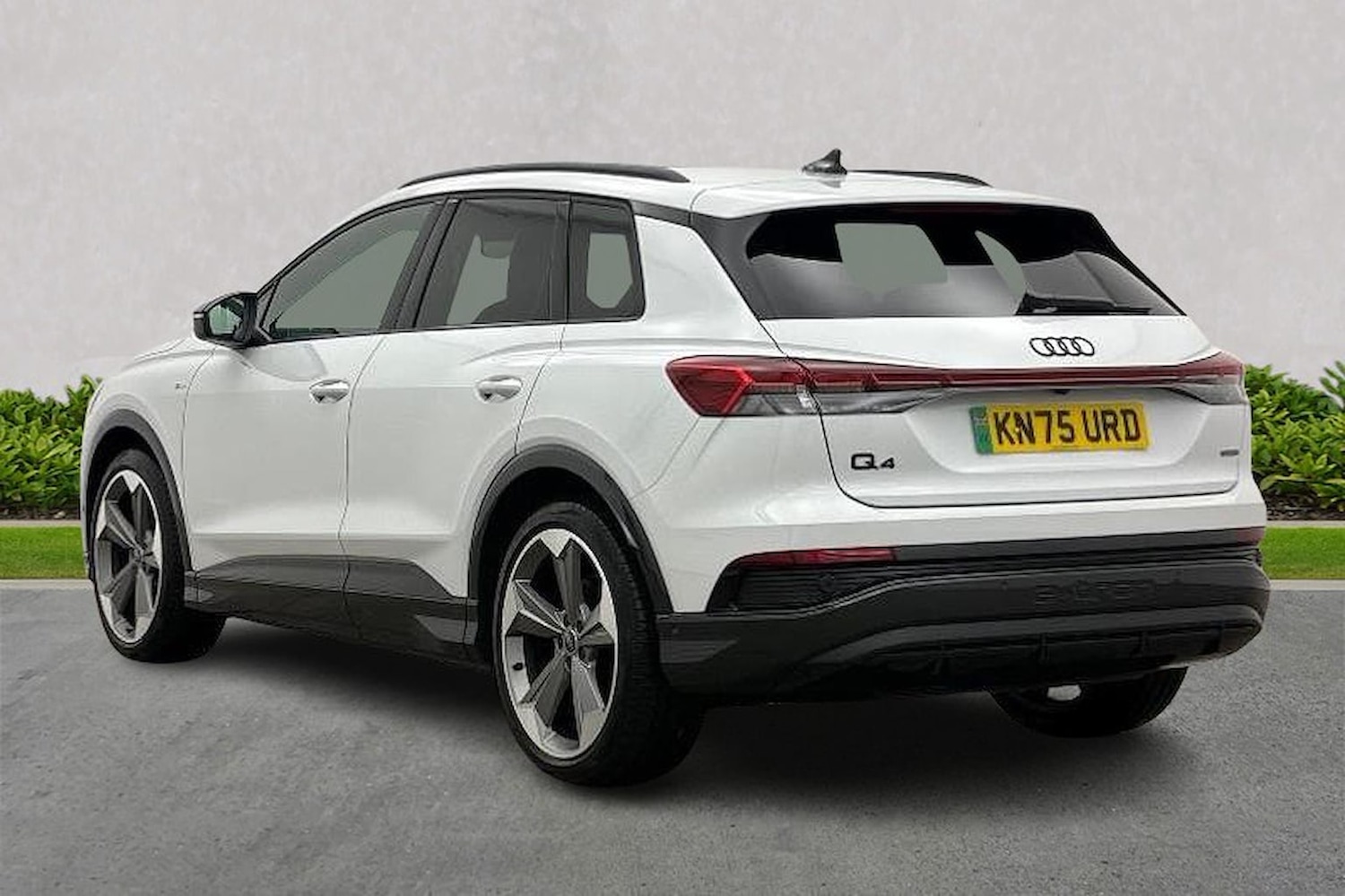 Used Audi Q4 e-tron 2025 for sale - 78192738: Photo 2