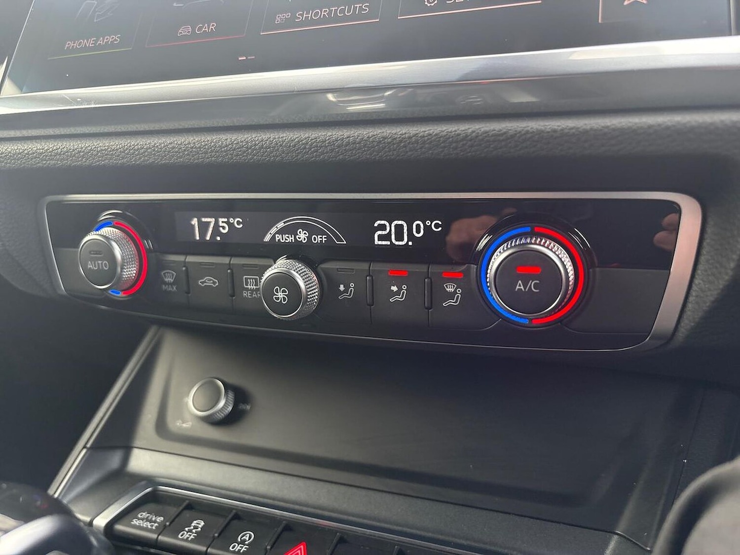 Used Audi Q3 2020 for sale - 76026163: Photo 12