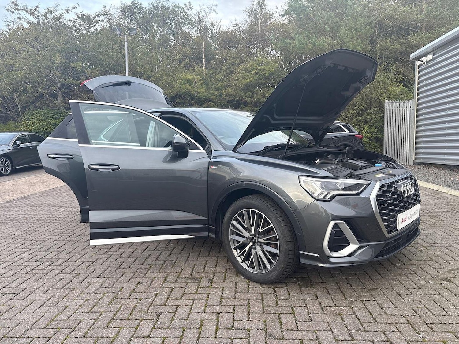 Used Audi Q3 2020 for sale - 76026163: Photo 40