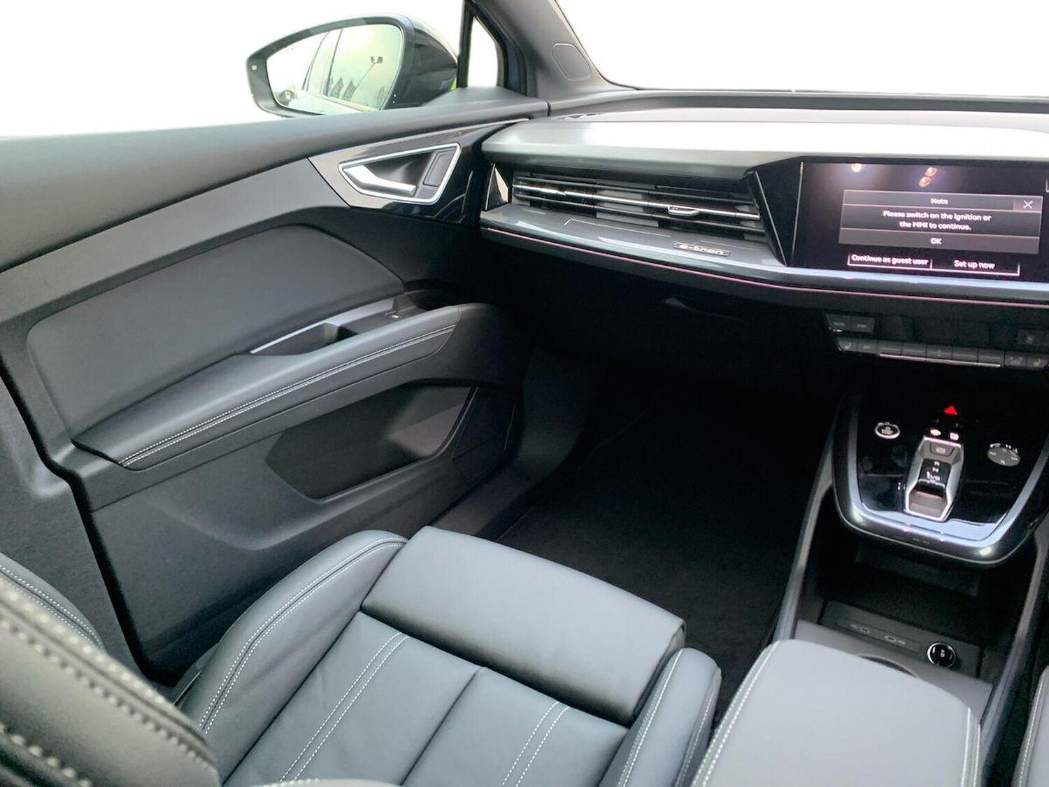 Used Audi Q4 e-tron 2025 for sale - 78027467: Photo 7