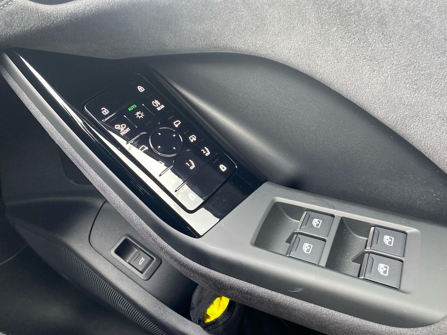 Used Audi Q6 e-tron 2025 for sale - 76741203: Photo 21