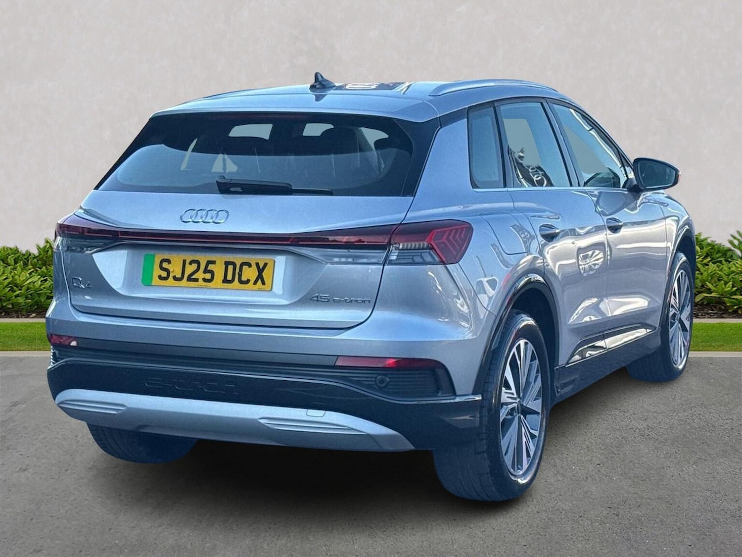 Used Audi Q4 e-tron 2025 for sale - 76741141: Photo 18