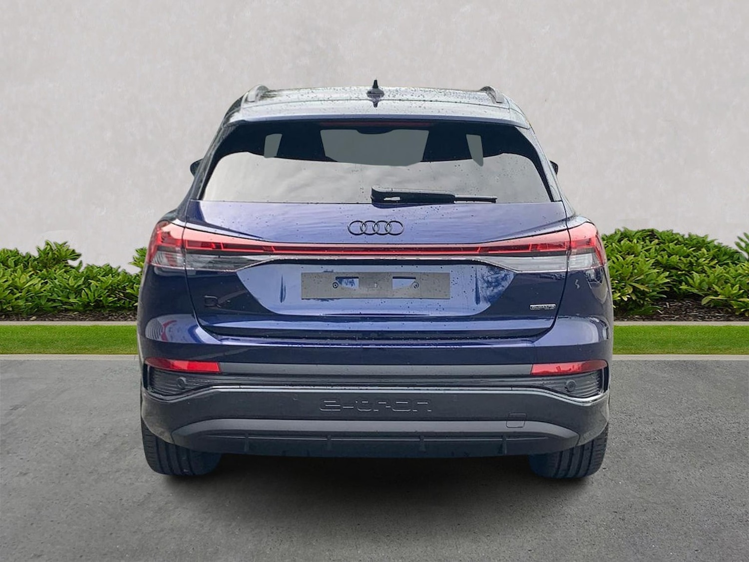 Used Audi Q4 e-tron 2025 for sale - 76741131: Photo 4