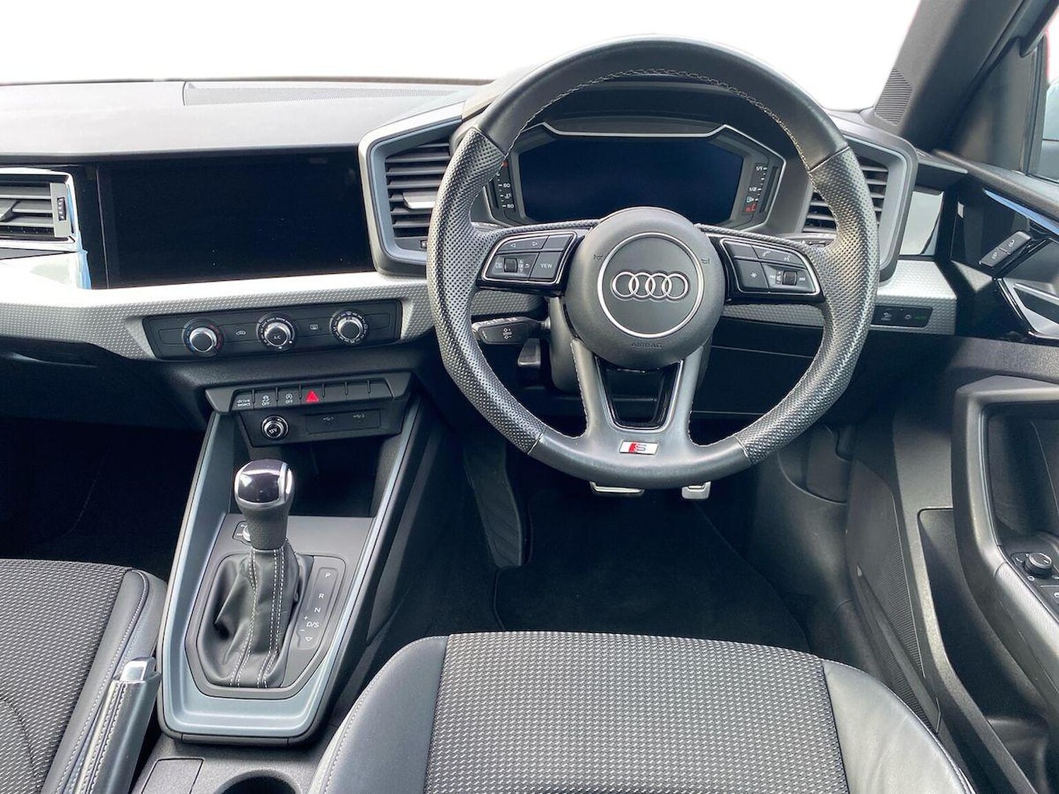 Used Audi A1 2023 for sale - 76741148: Photo 9