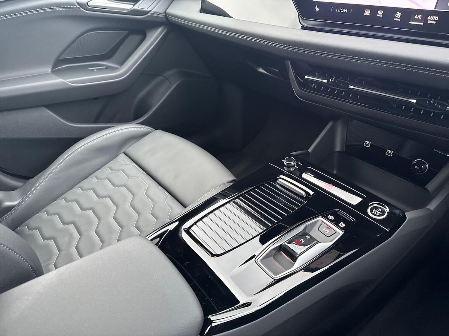 Used Audi A6 2025 for sale - 77845307: Photo 13