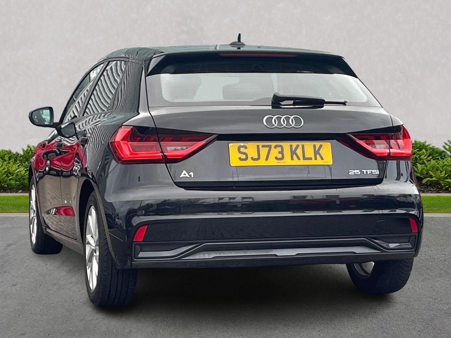 Used Audi A1 2023 for sale - 76845230: Photo 2