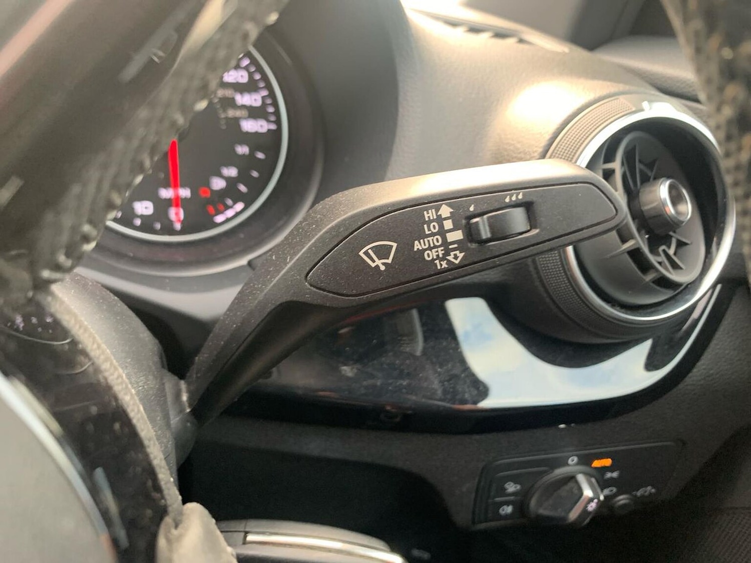 Used Audi Q2 2020 for sale - 76413927: Photo 28