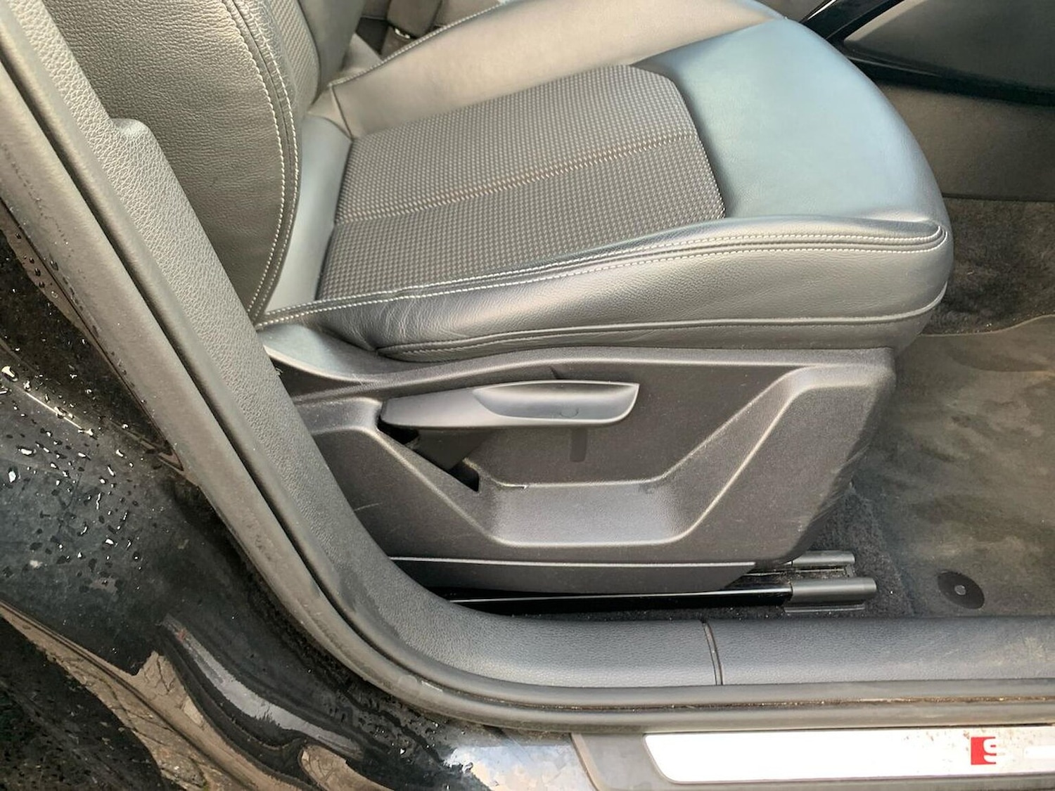 Used Audi Q2 2020 for sale - 76413927: Photo 30