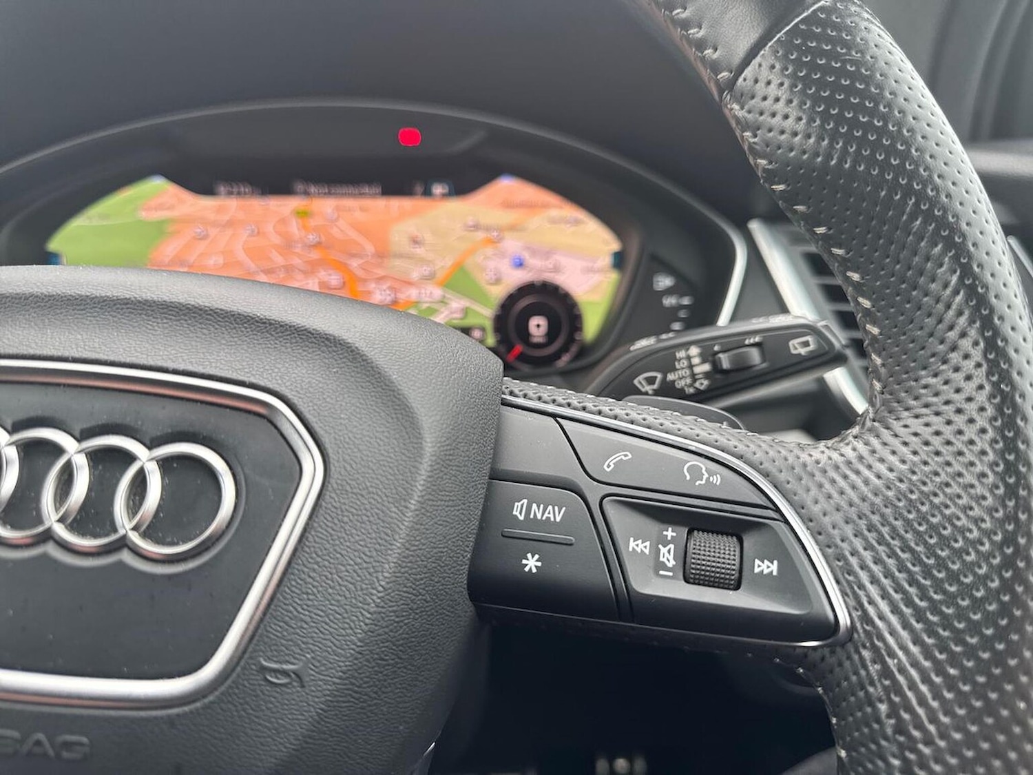 Used Audi Q5 2019 for sale - 76319601: Photo 28