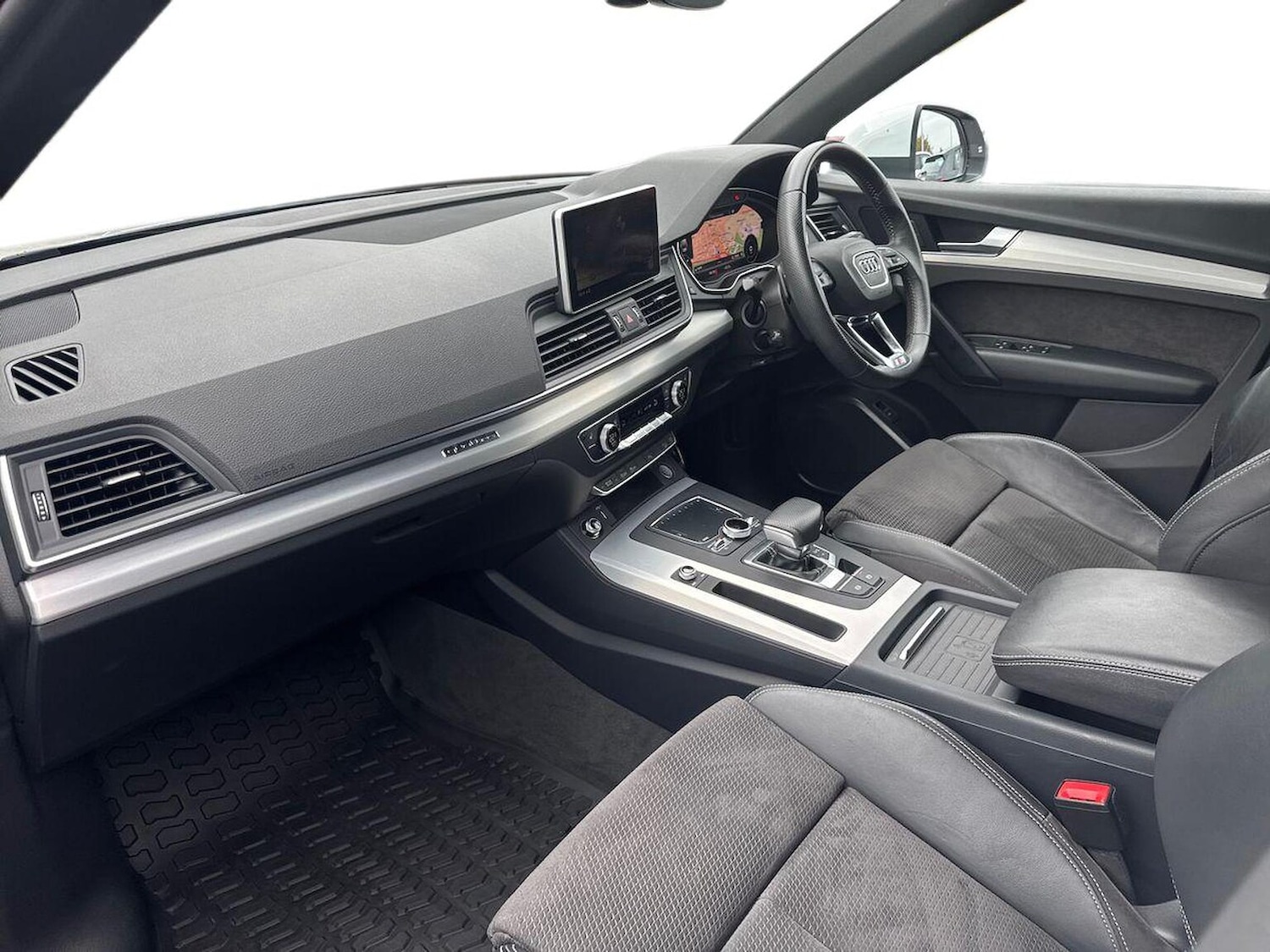Used Audi Q5 2019 for sale - 76319601: Photo 8
