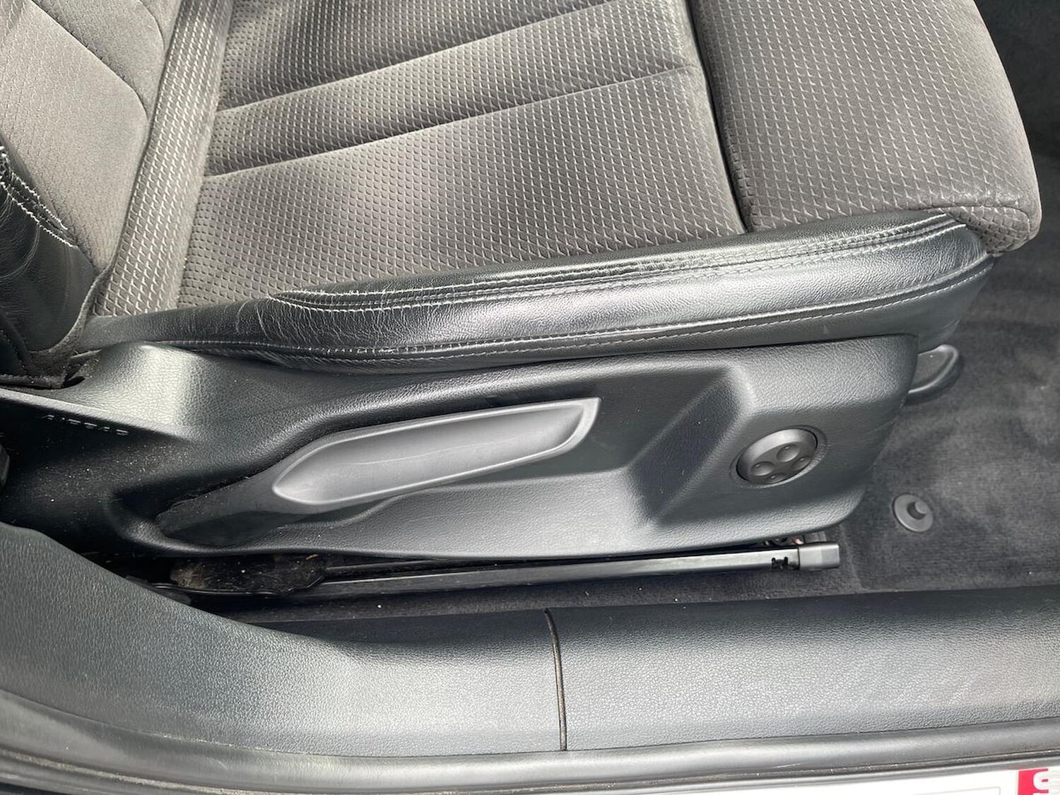 Used Audi A4 2019 for sale - 78192803: Photo 32