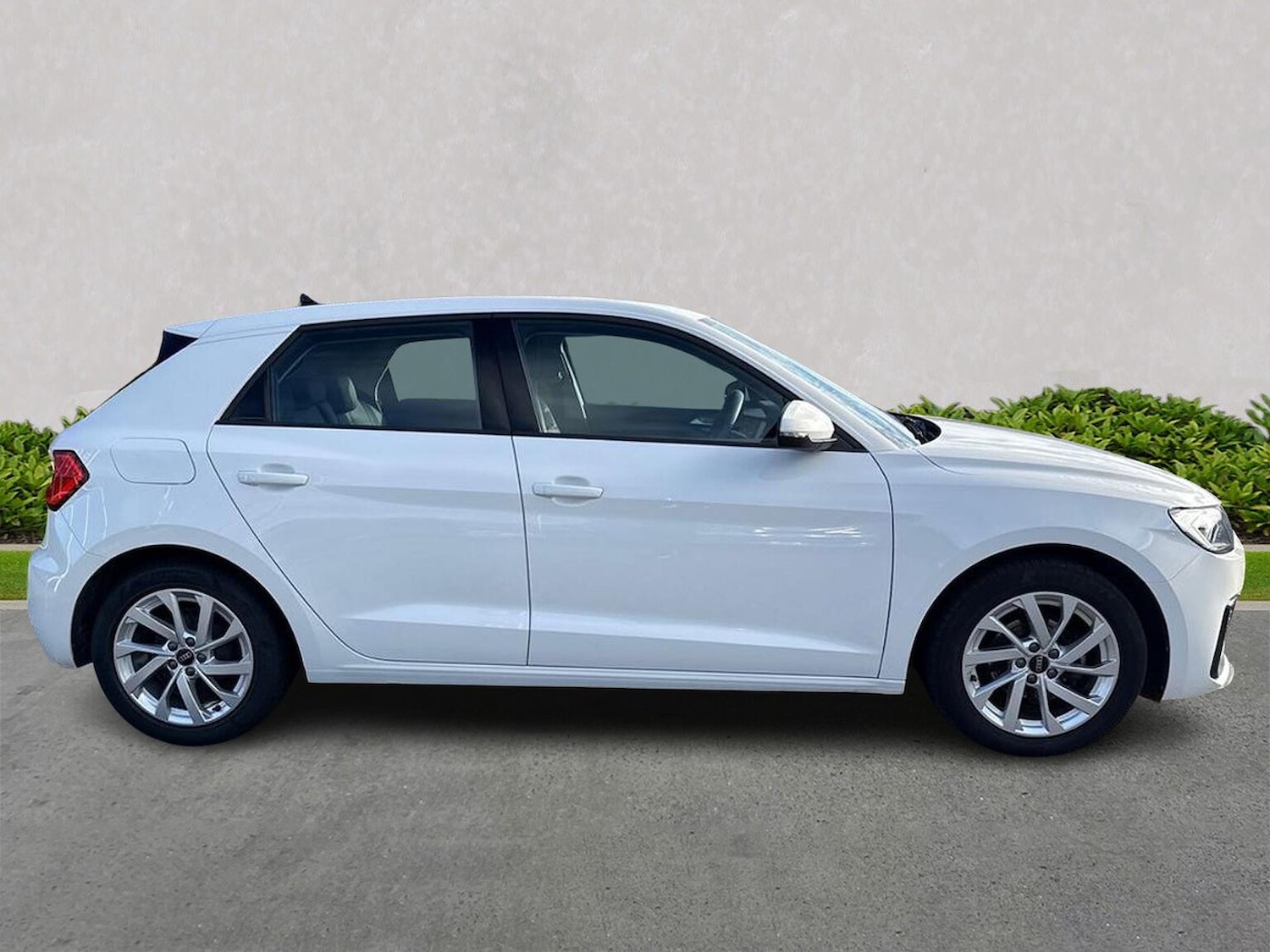 Used Audi A1 2024 for sale - 76383318: Photo 3