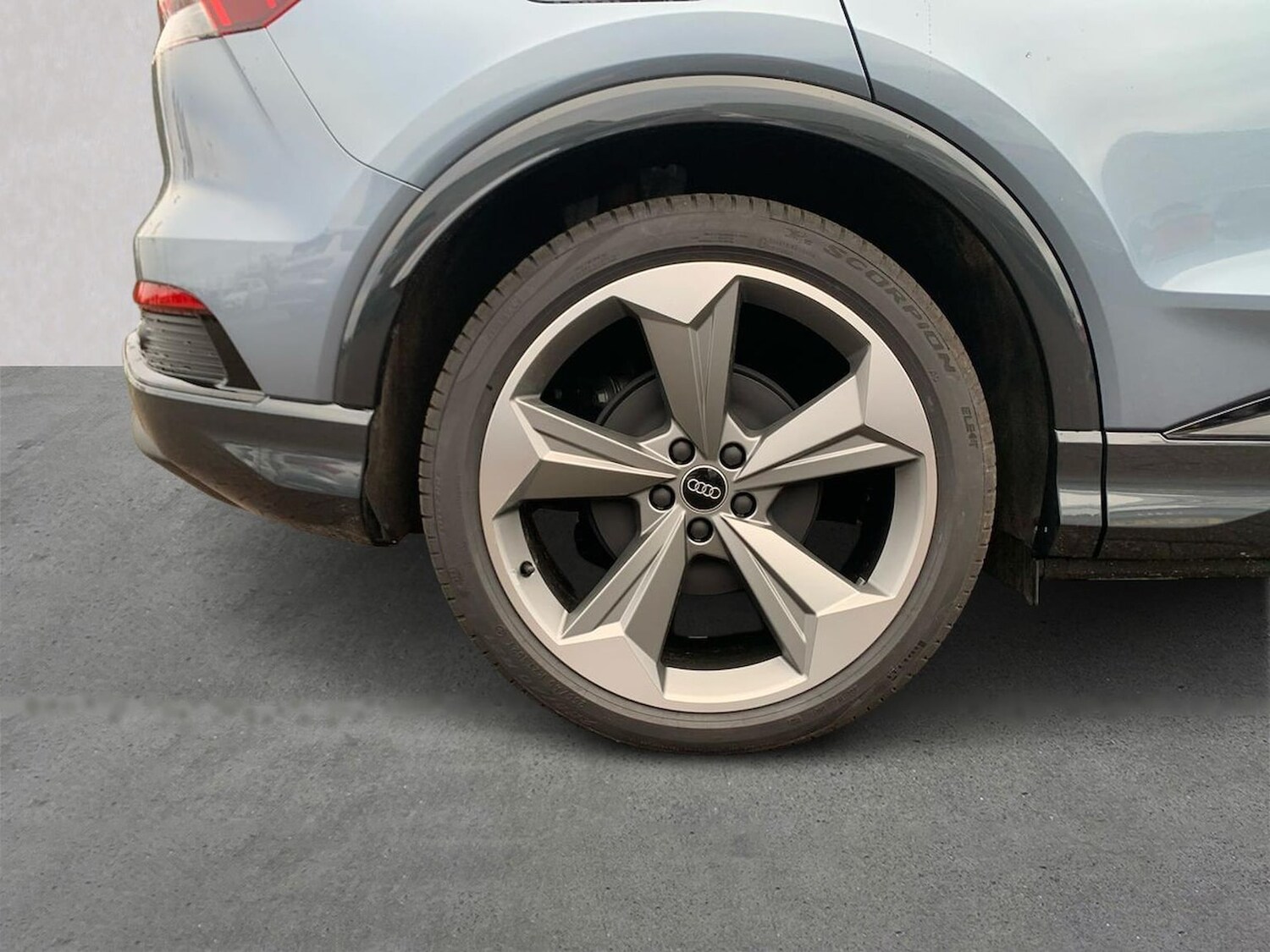 Used Audi Q4 e-tron 2025 for sale - 78192864: Photo 8