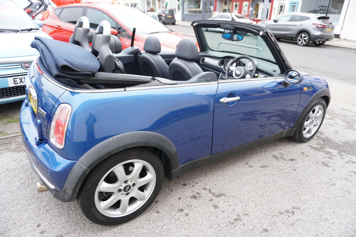 Used MINI Convertible 2008 for sale - 76991643: Photo 12
